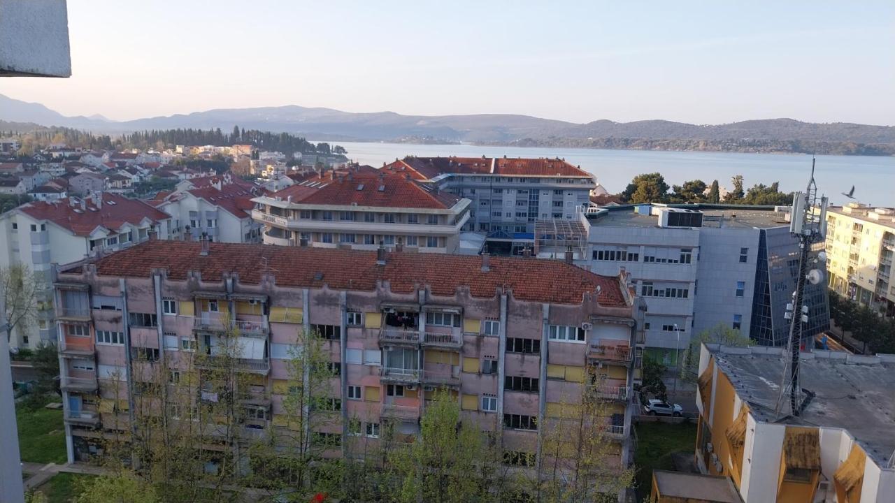 Apartman Centar 蒂瓦特 外观 照片
