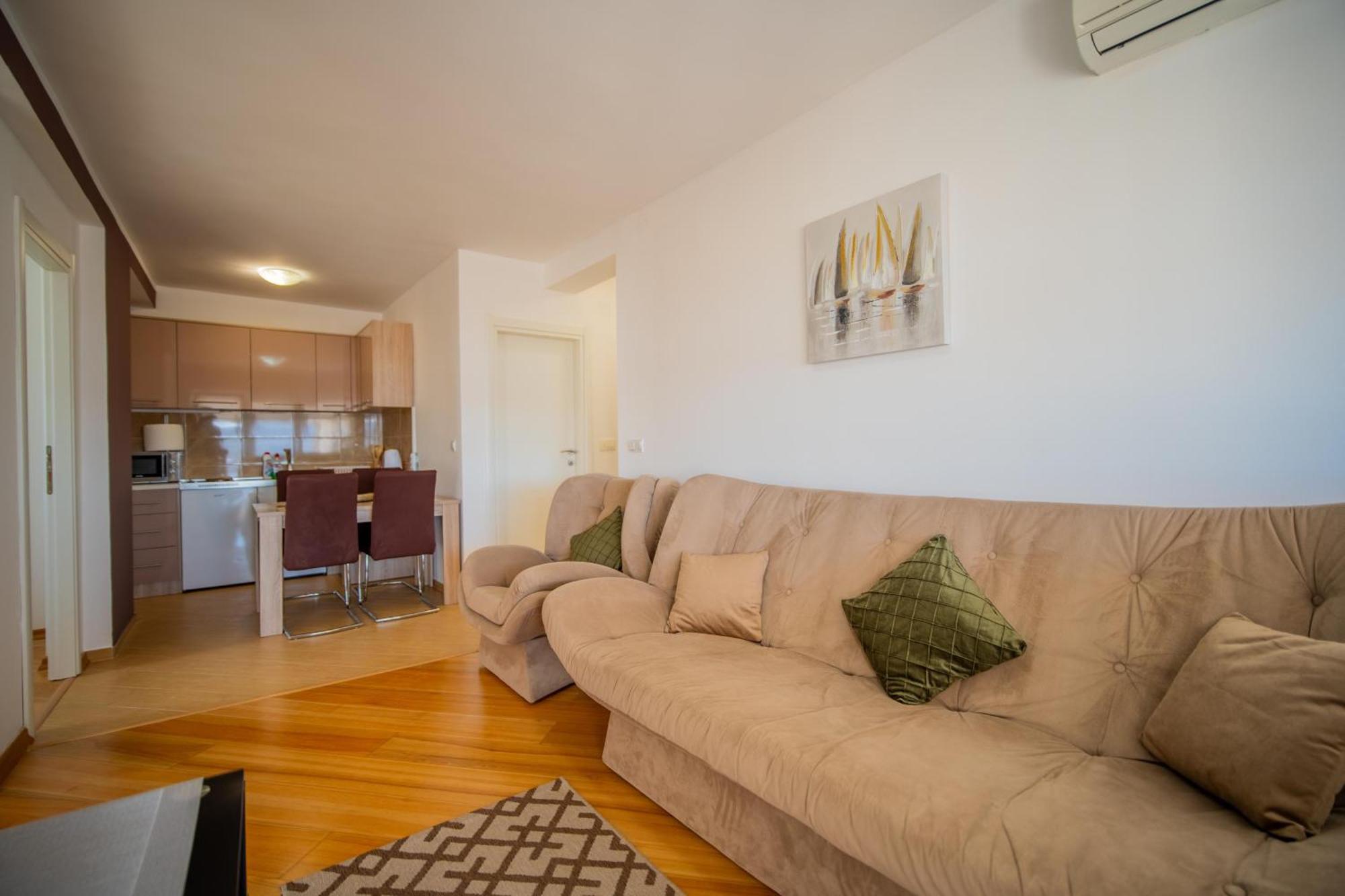 Apartman Centar 蒂瓦特 外观 照片